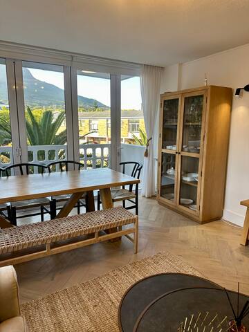 Charming Apartment in the heart of Newlands gallery image 4