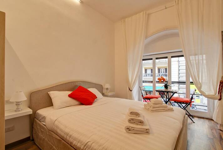 Imperial Rome by the Forum