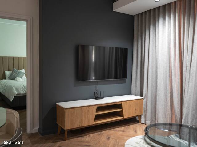 On Park 516 @ Century City gallery image 5