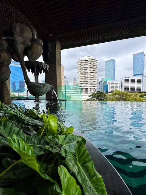 Apt Sudirman Suites 3BR Infinity Pool & Ntflix