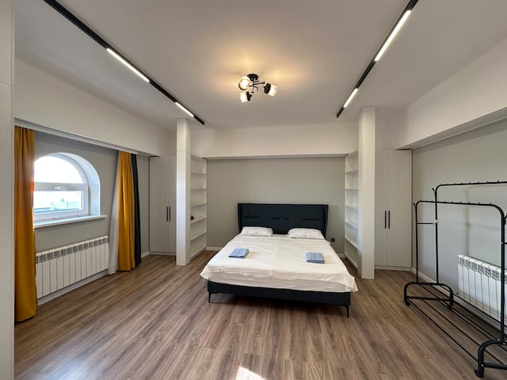 Penthouse On Sydykova 139 - Bishkek