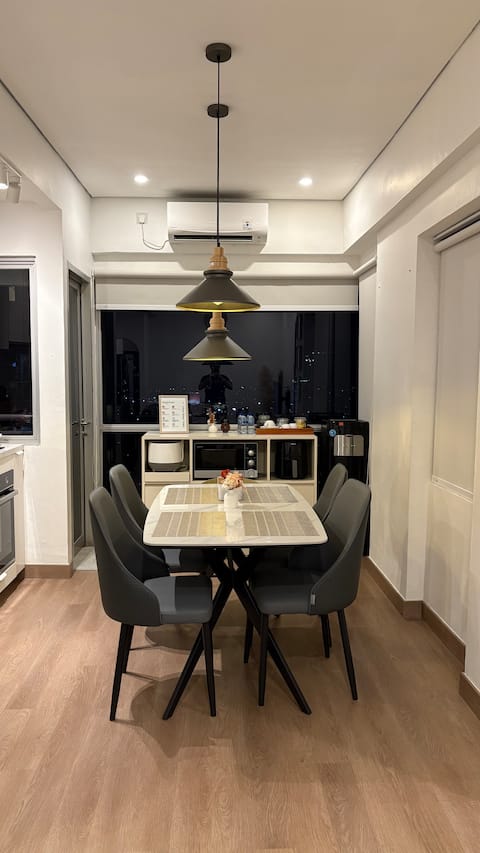 Urban Roost | Spacious & Cozy 2BR @ Sudirman Park