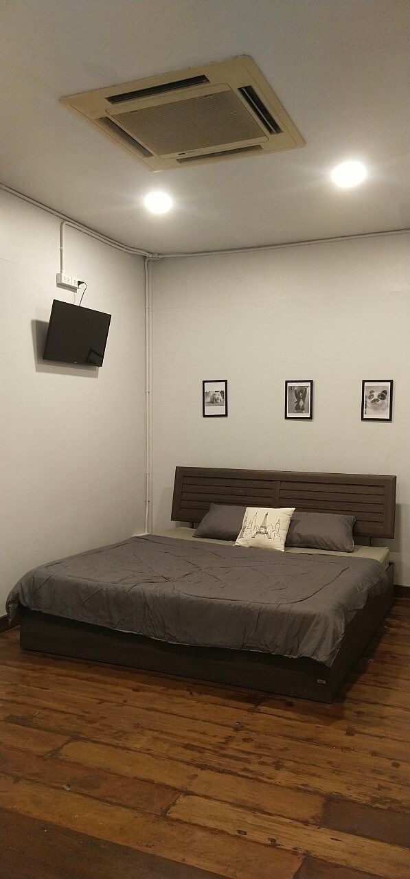 საძინებელი 1