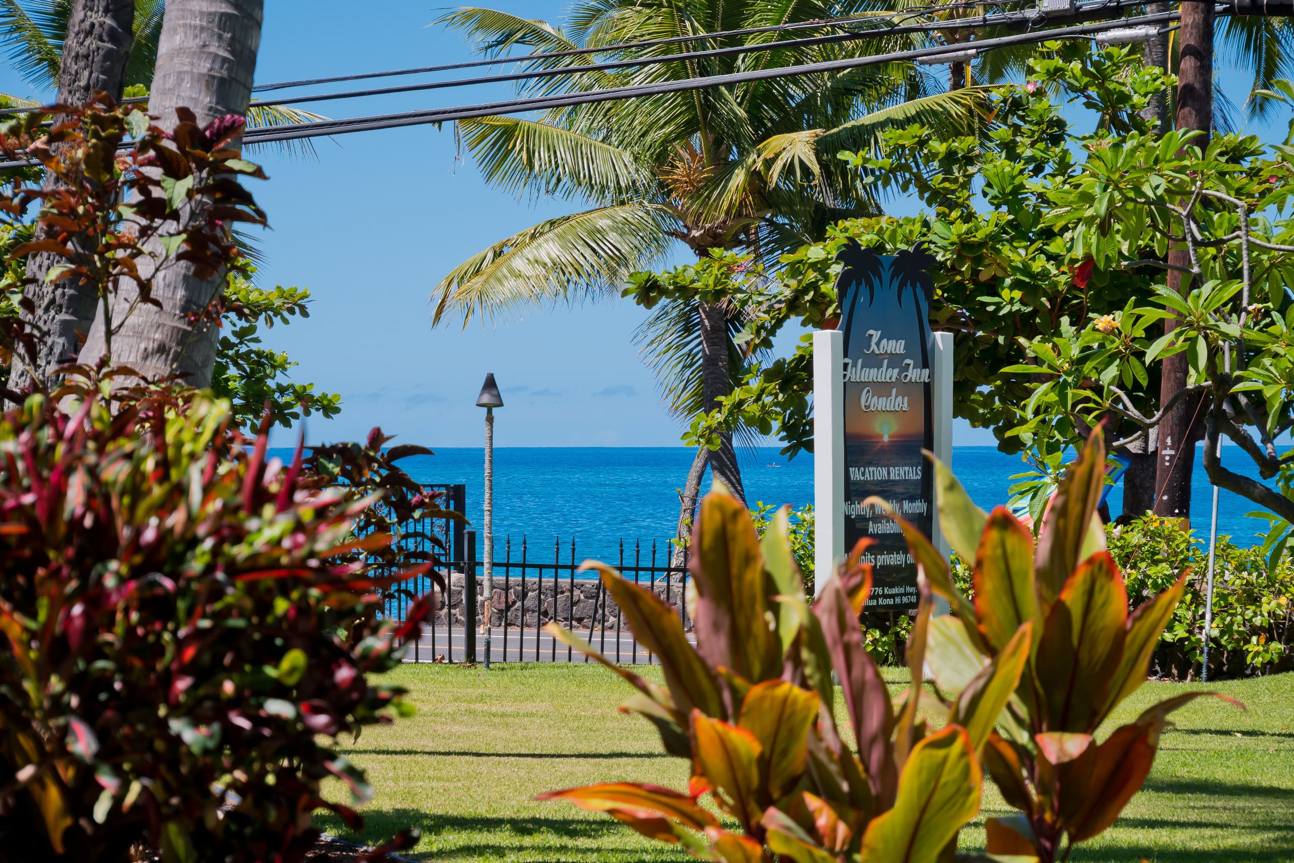 Condo in Kailua-Kona · ★4.8 · Studio · 3 beds · 1 bath - Image 32