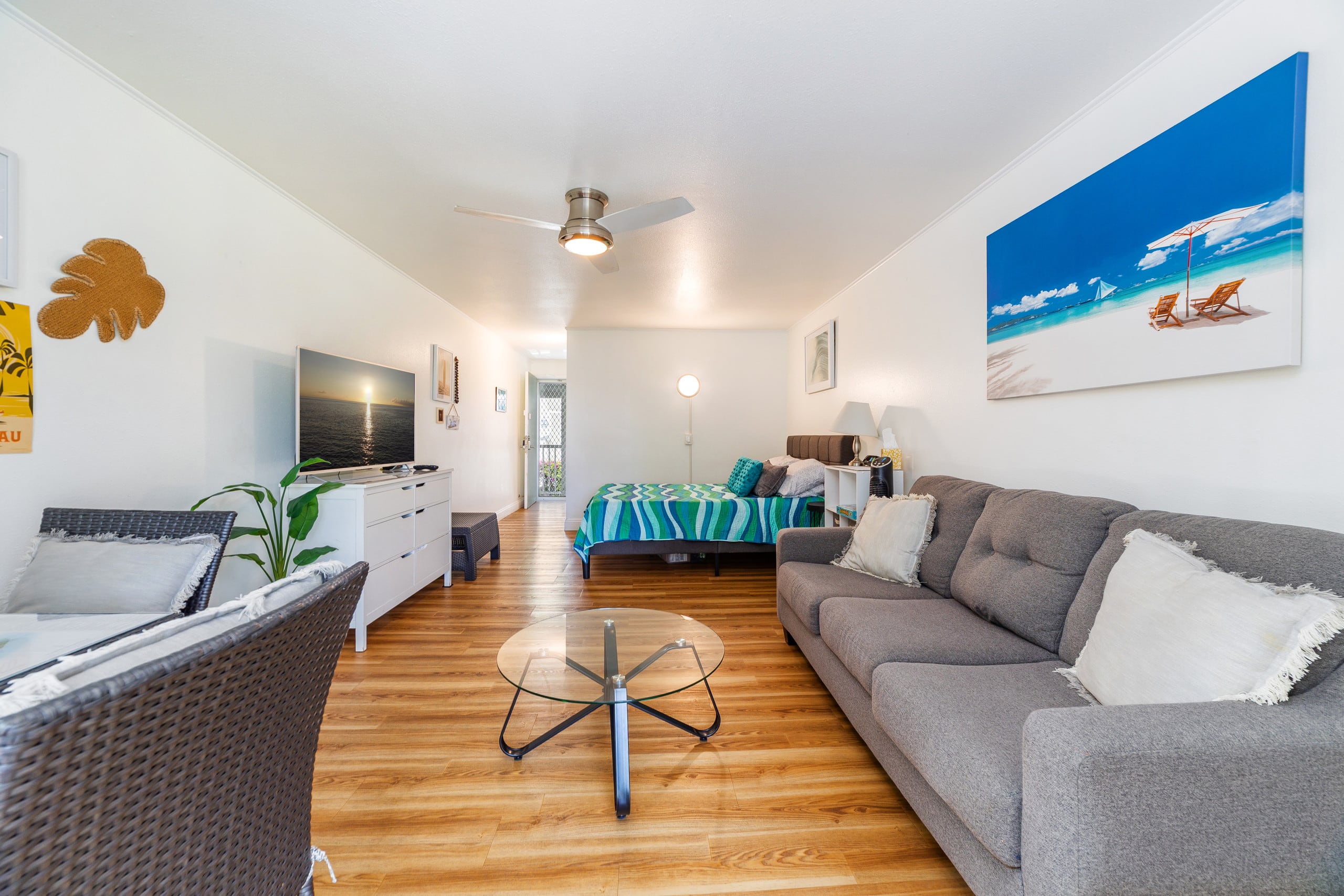 Condo in Kailua-Kona · ★4.8 · Studio · 3 beds · 1 bath - Image 3