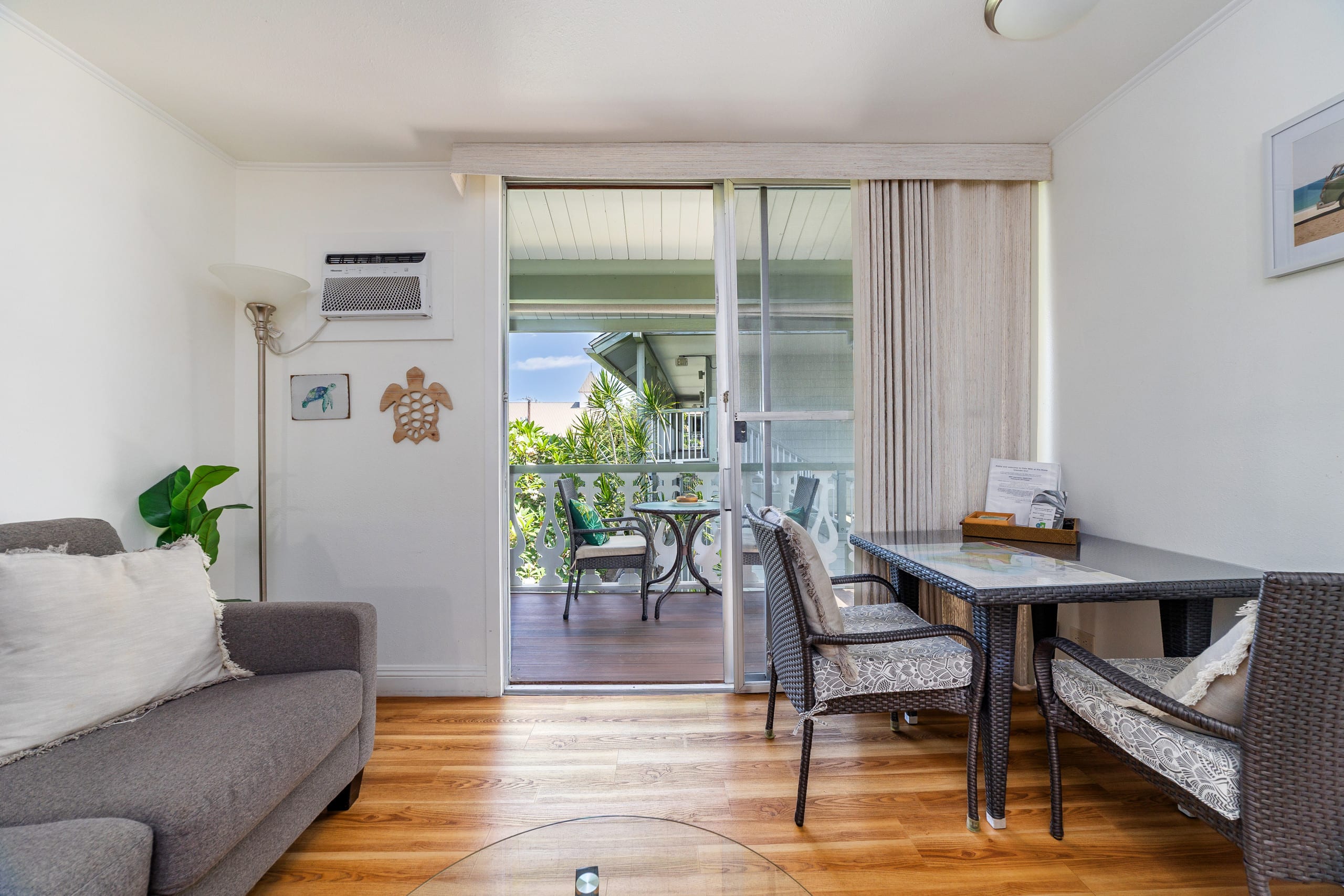 Condo in Kailua-Kona · ★4.8 · Studio · 3 beds · 1 bath - Image 5