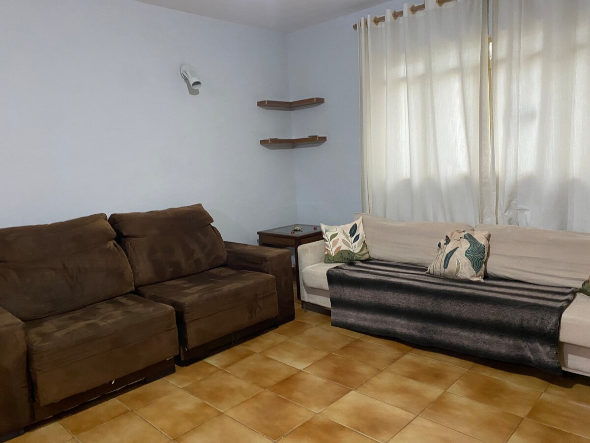 Top Airbnb: Chácara da Marli in Guararema! Up to 6x interest-free em Guararema