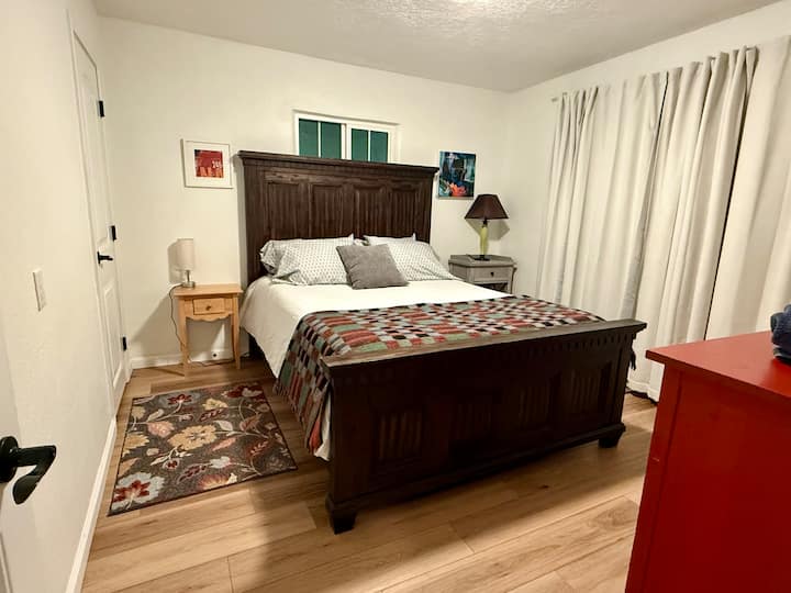 საძინებელი 1