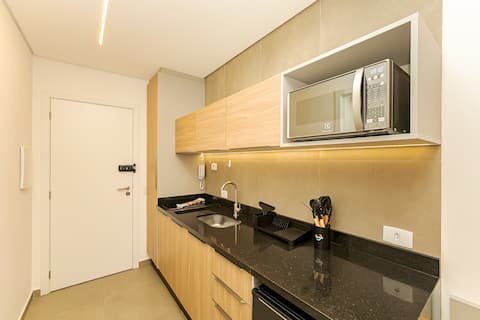 Popular Airbnb listing: Studio near Botanical Garden | Wifi + Air Conditioning | 3 people in Cristo Rei