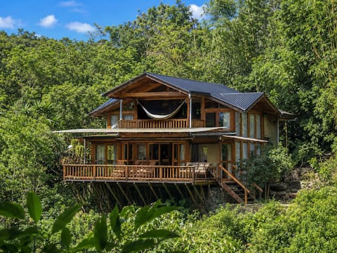Kubla Khan - Chirripó Mountain & River Spa Retreat