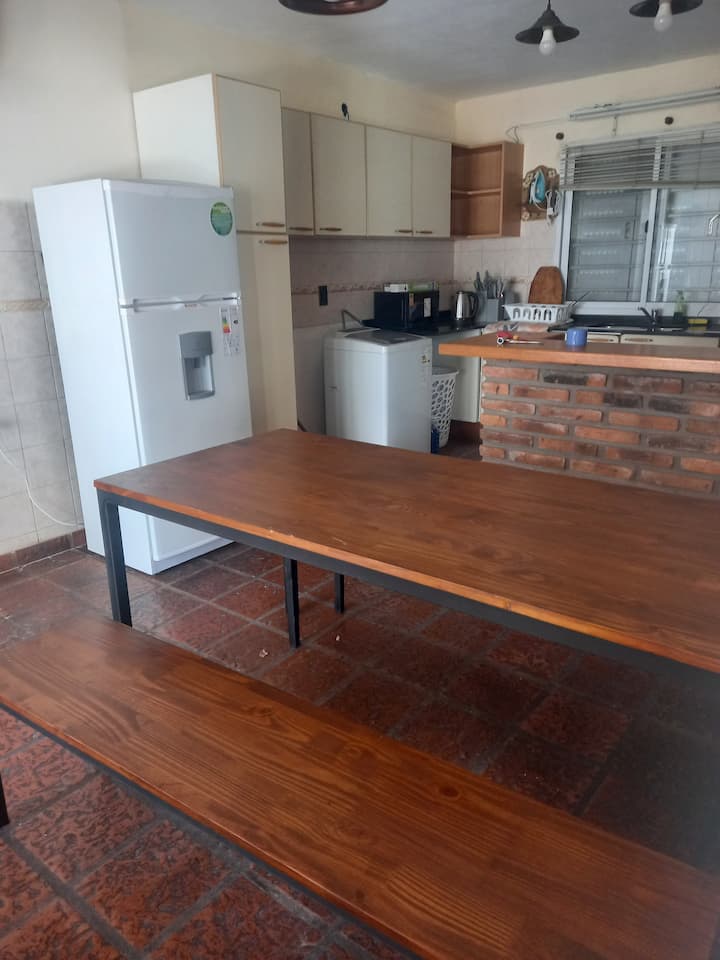 Casa Amplia, De Uso Exclusivo. - Concepción del Uruguay