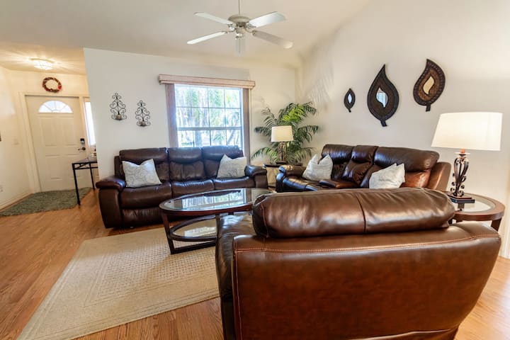 Family & Pet-friendly Venice Home Near Beaches - Venice, FL