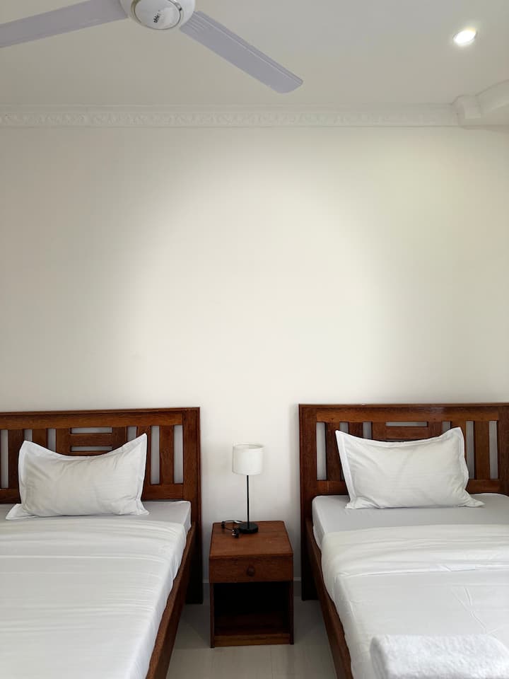 غرفة النوم 2