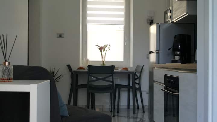A Casa Mia 2.0 Navy - Saronno