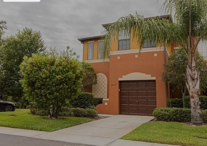 Fully Furnished, 3 Bedrooms, 2.5 Bathrooms - Wesley Chapel