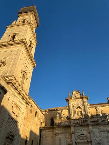Private pool in Lecce, steps from old town gallery image 2