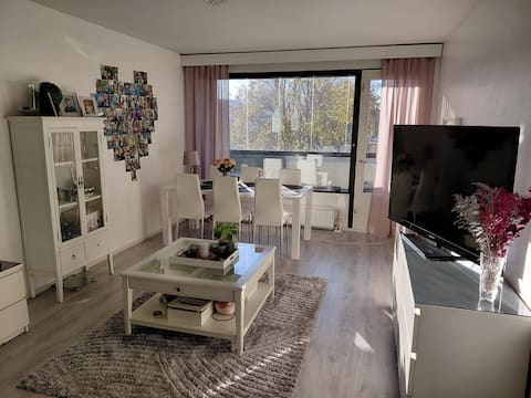Two-bedroom apartment for five. Balcony. Early check-in.