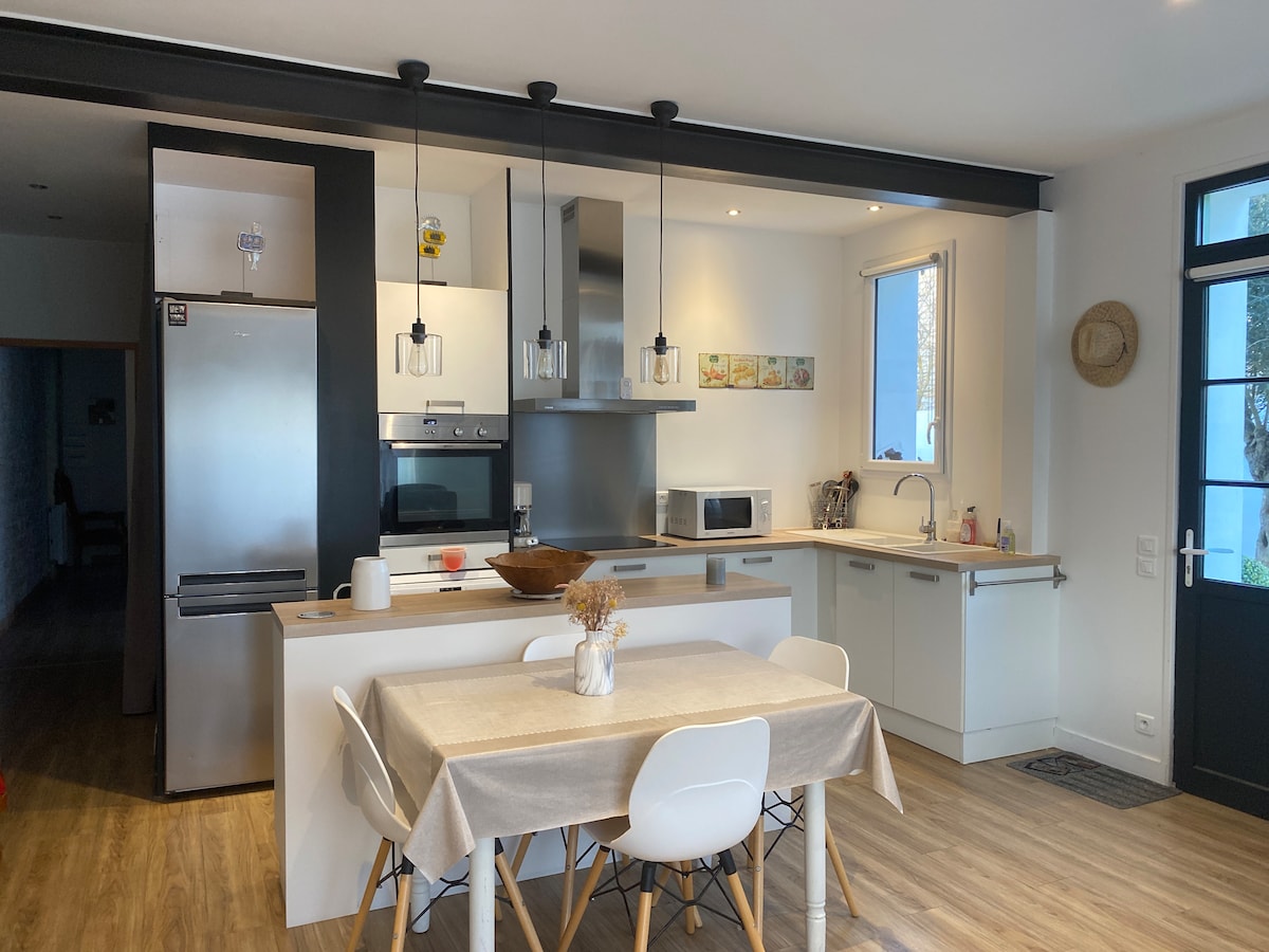 Airbnb con migliori performance: The Bell Tower House a Rivedoux Plage