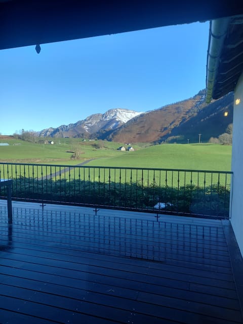 Quiet house for 6 people.