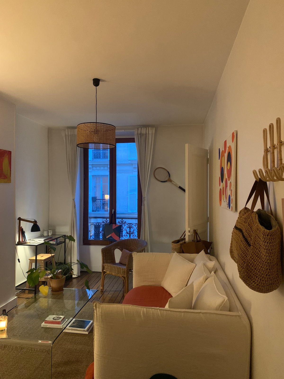 Top Airbnb: Cozy apartment near St Martin canal in Paris 10e Arrondissement