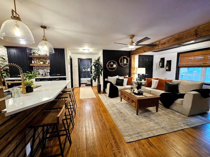 - Hideaway 3:4 - - Travelers Rest, SC