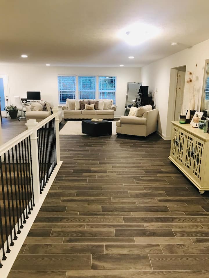 Beautiful Newly Built Home - Carmel, IN