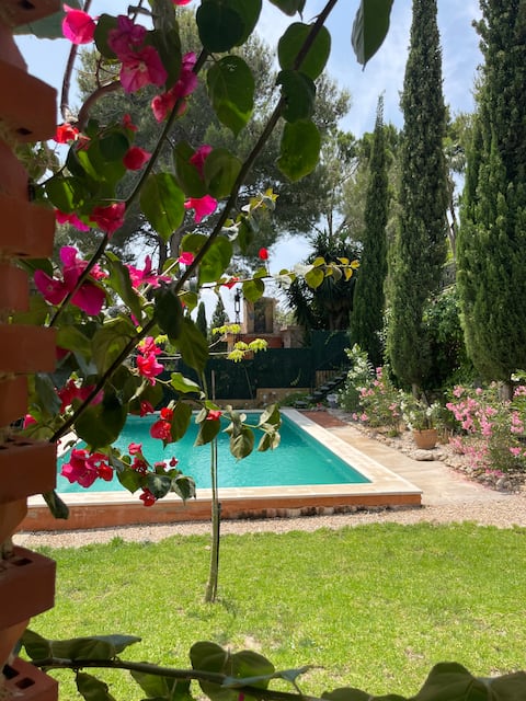 Casa Deseo by Villa de la Tierra