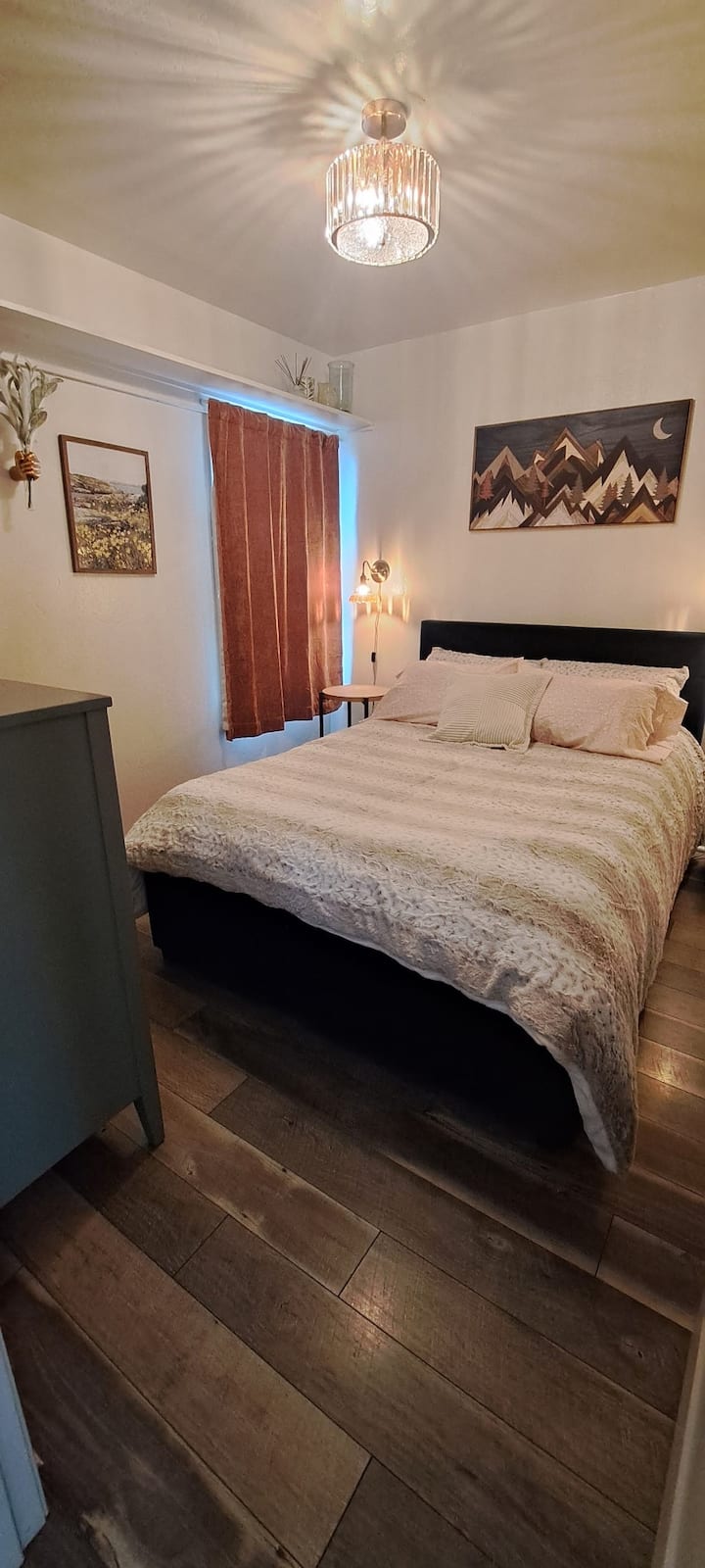 საძინებელი 1