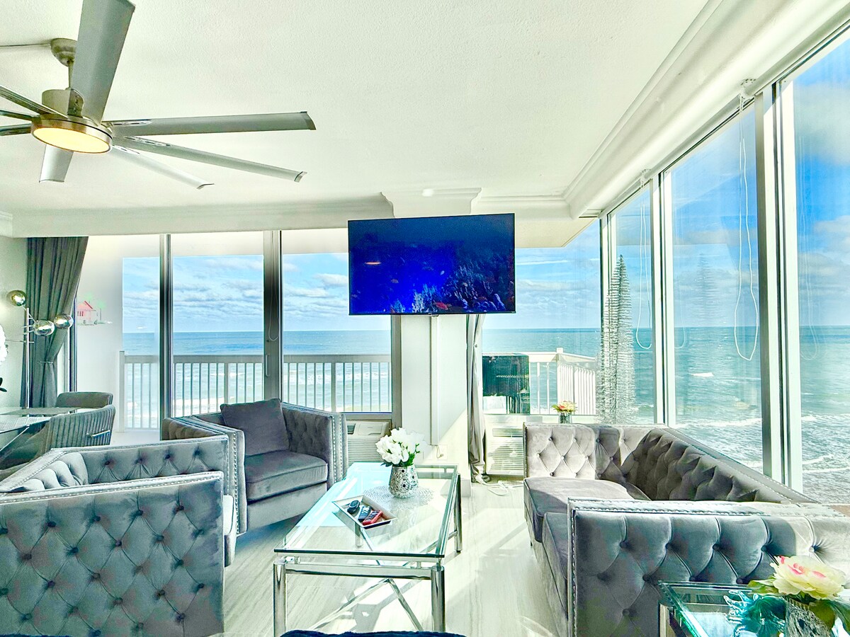 WOW Oceanfront Balcony Pool Gym