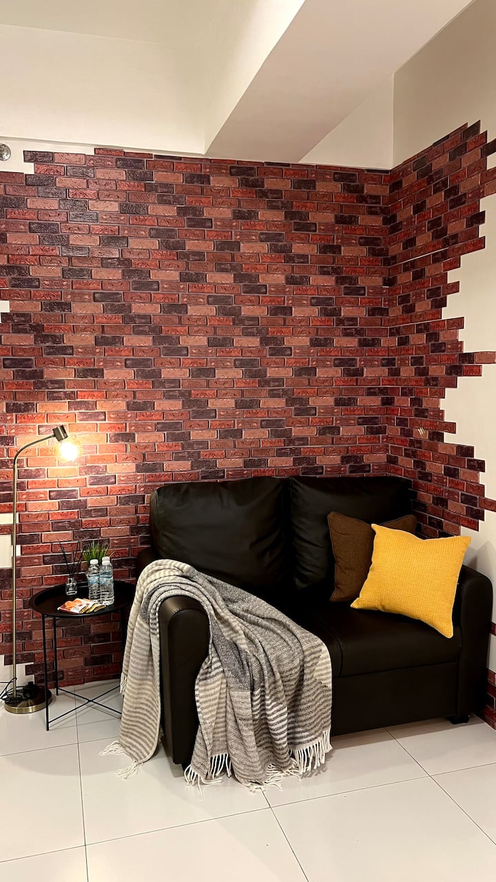 2br Industrial-style Condo,wfh,wifi, Downtownnaga - Naga