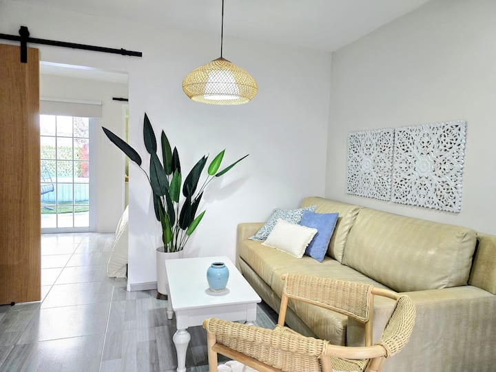 Homey Private 1bdr Home W/jacuzzi Near Eagle Beach - Aruba