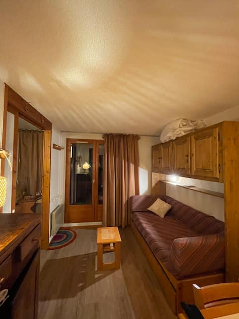 Top Airbnb: Apartment in the heart of Valfréjus Station in Modane