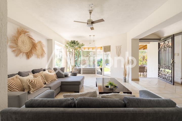 Hermosa Residencia, Cerca De Jardines De Eventos. - Cuernavaca