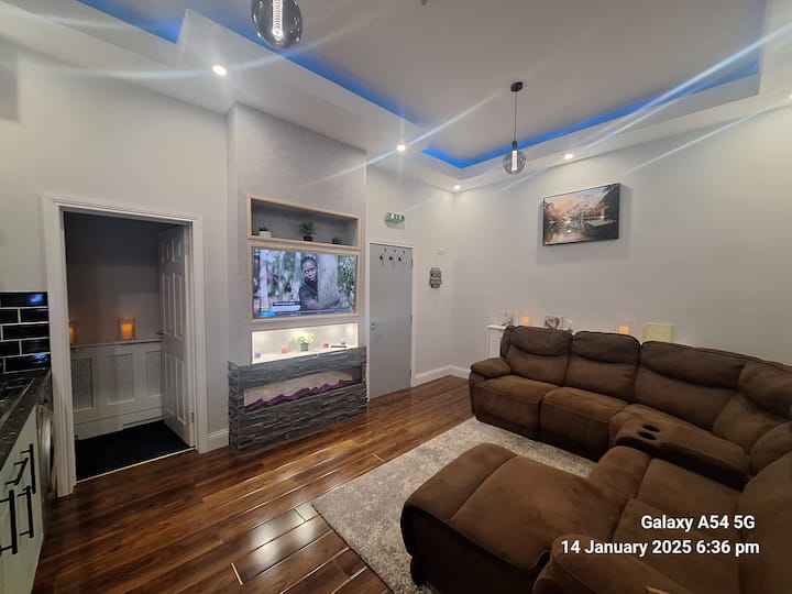 City Centre Login House - Londonderry