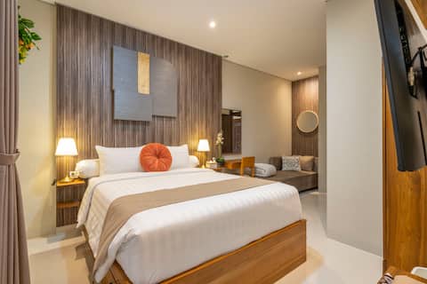 3-BR Pakuwon Pool | 10 Guests Siji Sanggrahan 3 Units