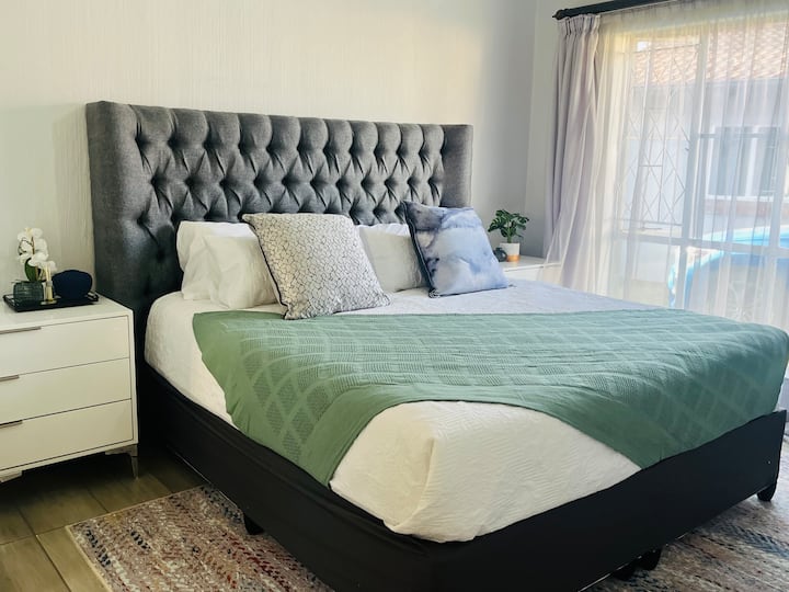 غرفة النوم 1