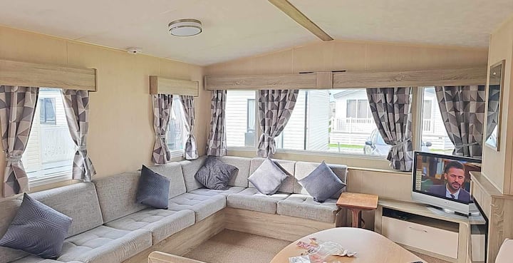 M628 - 8 Berth With Veranda - Camber Sands