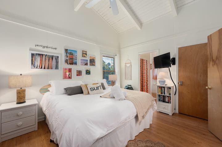 Hygge By the Sea, Direct Beach Access -Avon, OBX, by Rather Be Properties