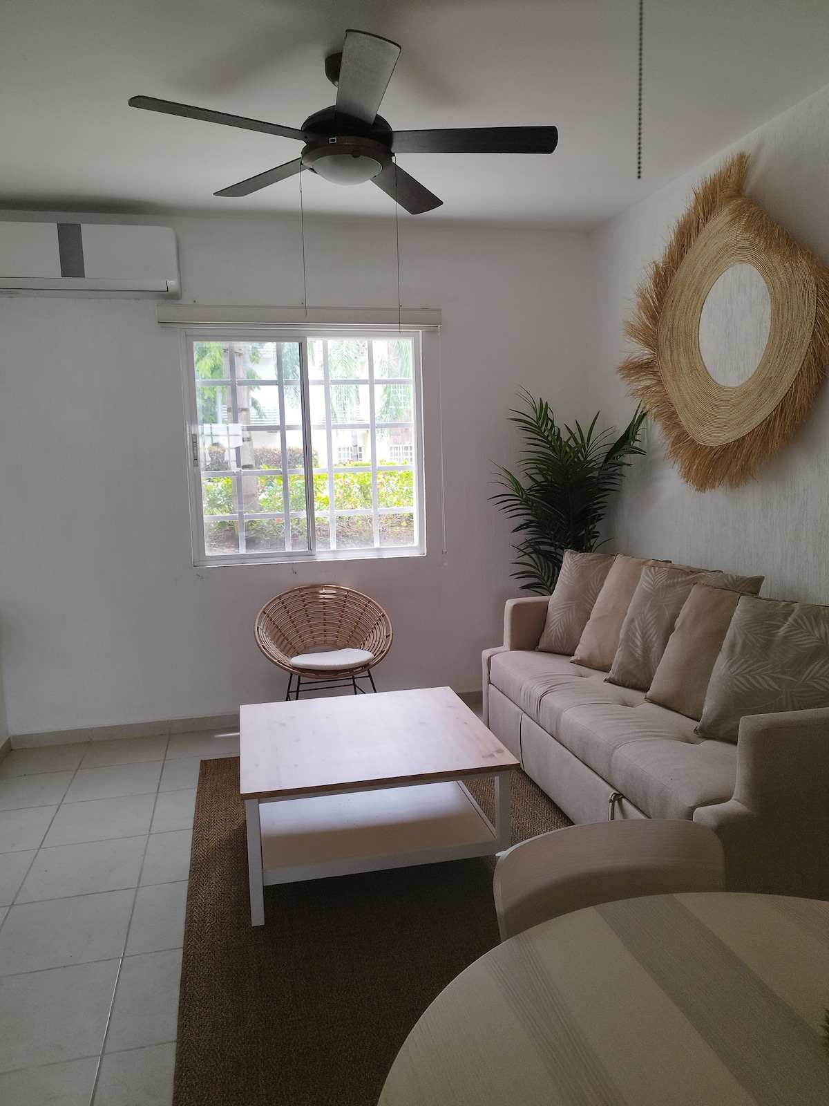 Airbnb con mejor rendimiento: Exclusive apartment with pool in private residential development en Supermanzana 333