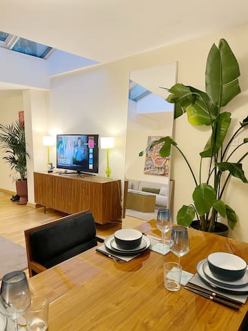 City Centre Green haven. 2 bed/2bth loft gallery image 2