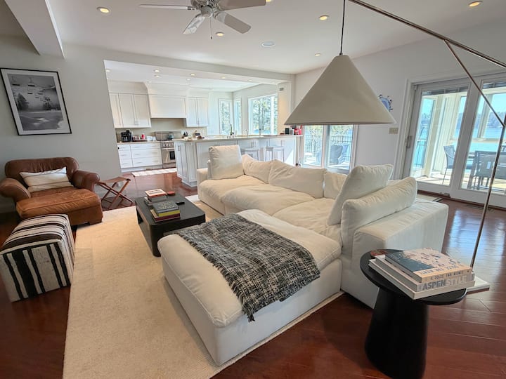 Lakefront Home - Stunning Sunrise, Otis Reservoir! - The Berkshires