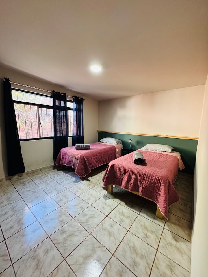 غرفة النوم 2