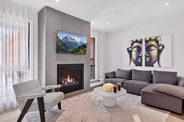 Ski-in Adjacent 200m- 3br Free Shuttle Sleeps 8 - Mont-Tremblant