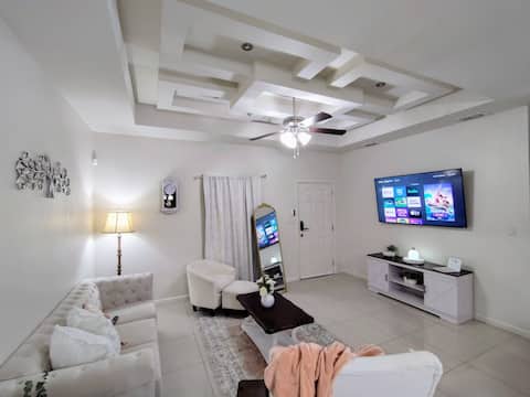 Popular Airbnb listing: Comfortable & Homey Stay | Close to Everything. in Pharr