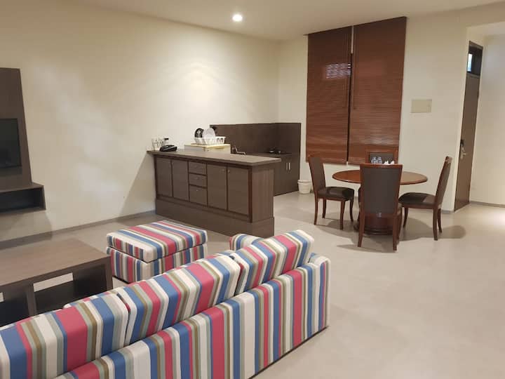Luxurious Cozy Two Bedrooms Villa - Anyar