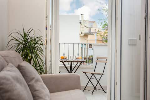 Top Airbnb: Madau's House | Exclusive Apartment with terrace a Olbia