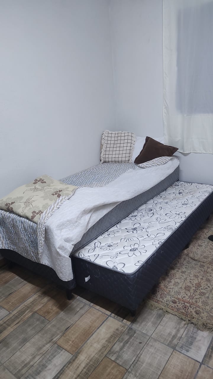 غرفة النوم 2