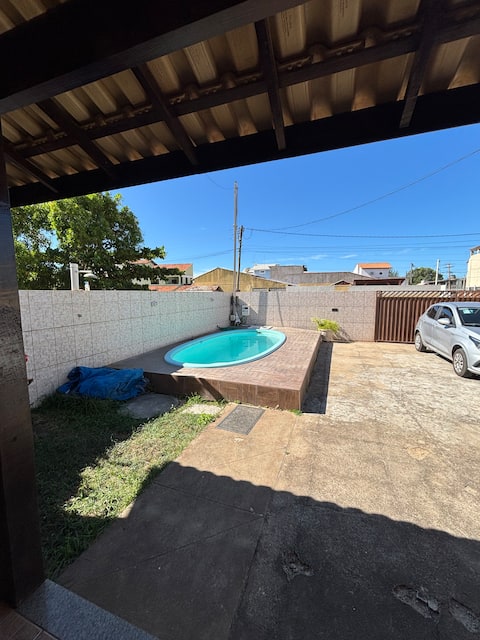 Spacious House with Pool in Grussaí, SJB