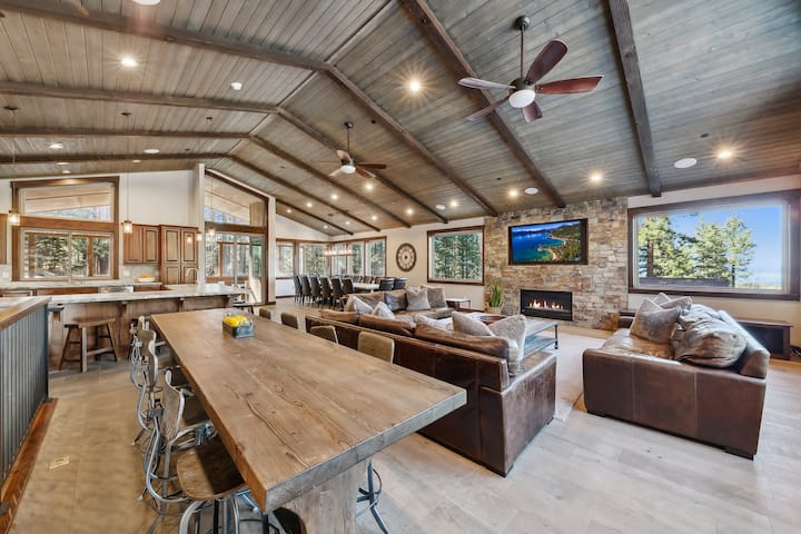 Mountain Majesty: Lake Views, 10-bedroom, Pool - South Lake Tahoe, CA