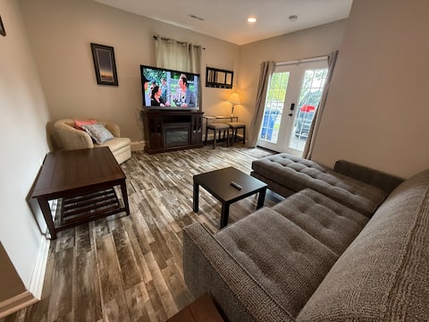 Relax & Unwind - Retreat in the Heart of Sterling